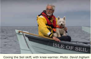 Coxing the Seil skiff, with knee-warmer. Photo. David Ingham